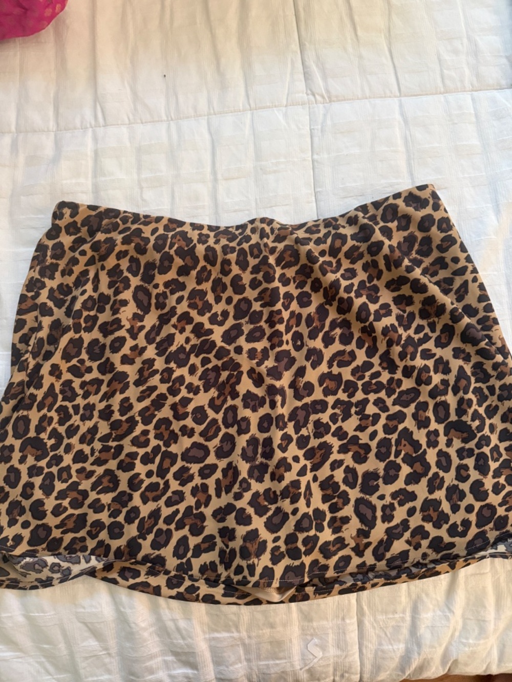 Abercrombie Mid Rise Pattern Skort - Picture 2 of 2